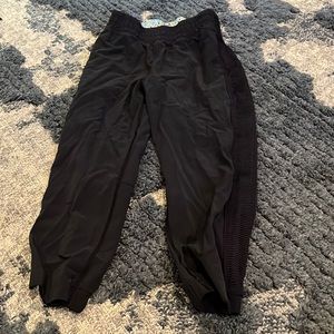 Ivivva joggers